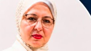 غواص في بحر السياسة.. الحلقة الثالثة.. عندما يصبح الأمل قضية وطن.. بناء الإنسان بين الانتحار وحرق الذات