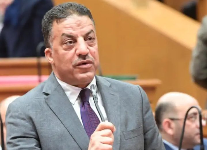 النائب فيصل أبو عريضة: لا يمكن أن تتحول رحلة البحث عن الرزق إلى رحلة موت ويطالب بمنظومة نقل آمنة للعمالة اليومية