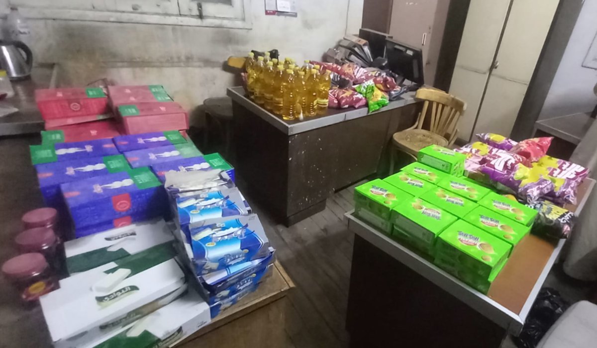 ضبط 252 كيلو لحوم منتهية الصلاحية وحلوى مجهولة المصدر في حملات بقنا