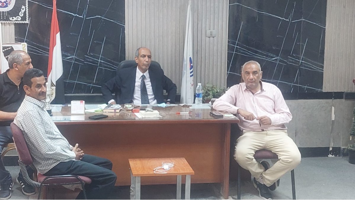 استعدادات مكثفة لانطلاق العام الدراسي الجديد بتعليم نجع حمادي وتطوير شامل للأداء الإداري لخدمة المواطنين