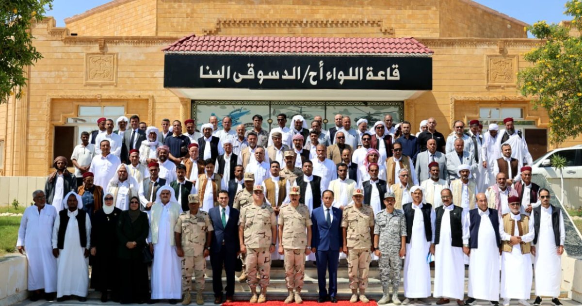 القوات المسلحة.. تنظم عدداً من اللقاءات مع شيوخ وعواقل سيناء ومطروح