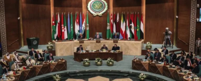 بعد تسليم الرئاسة لتونس.. البحرين تؤكد التمسك بتعزيز العمل العربي المشترك