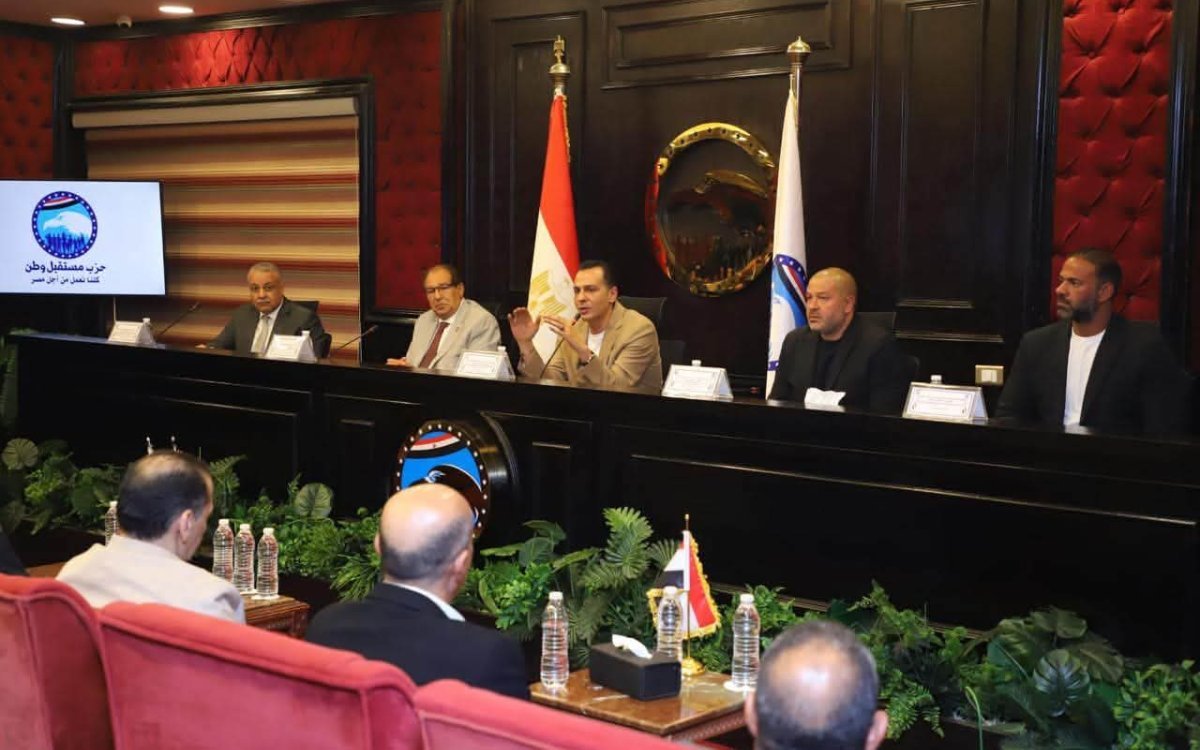 مستقبل وطن يتحرك لخدمة المواطنين.. سداد المصروفات وقوافل طبية وتجهيز 1500 عروسة ودعم 100 مزارع بكل محافظة