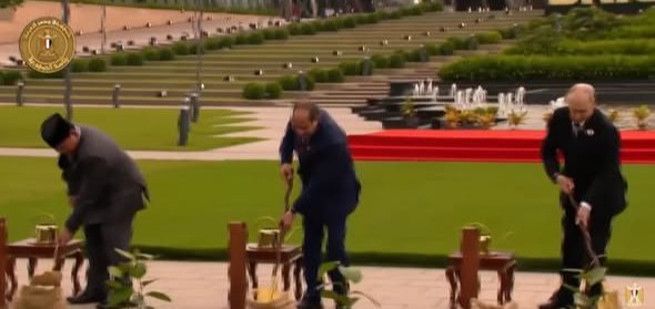 السيسي يشارك في فعالية زراعة الأشجار بقمة «بريكس» في نيودلهي
