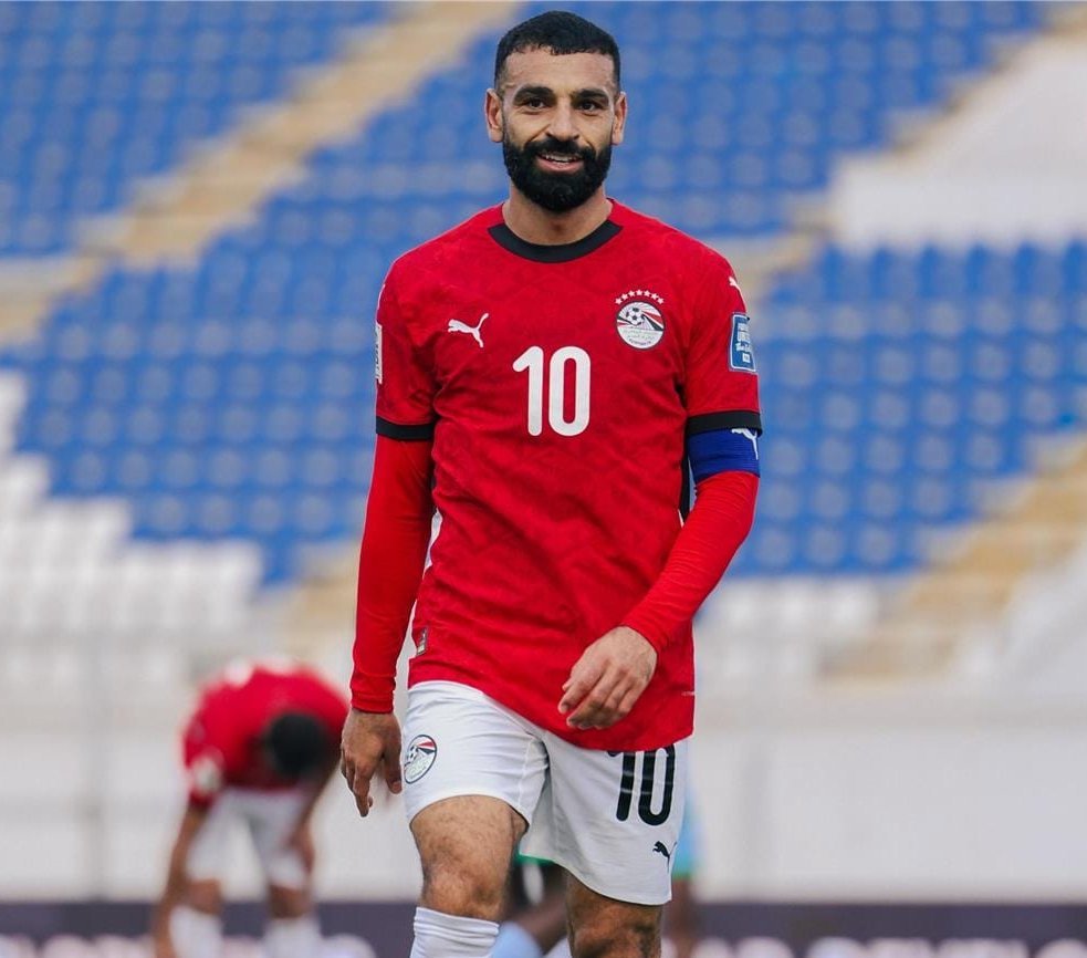 إراحة محمد صلاح من مواجهة جنوب السودان بسبب أرضية «الترتان»