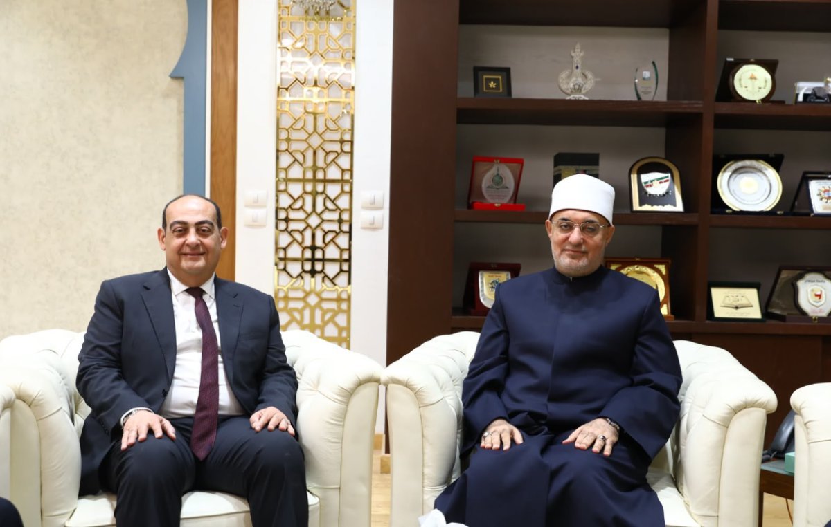 مفتي الجمهورية يستقبل مساعد وزير الخارجية للعلاقات الثقافية.. لبحث آفاق التعاون المشترك