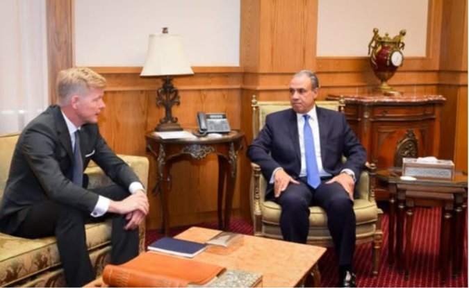 بدر عبد العاطي يبحث مع المبعوث الأممي تطورات الأزمة اليمنية وأمن البحر الأحمر