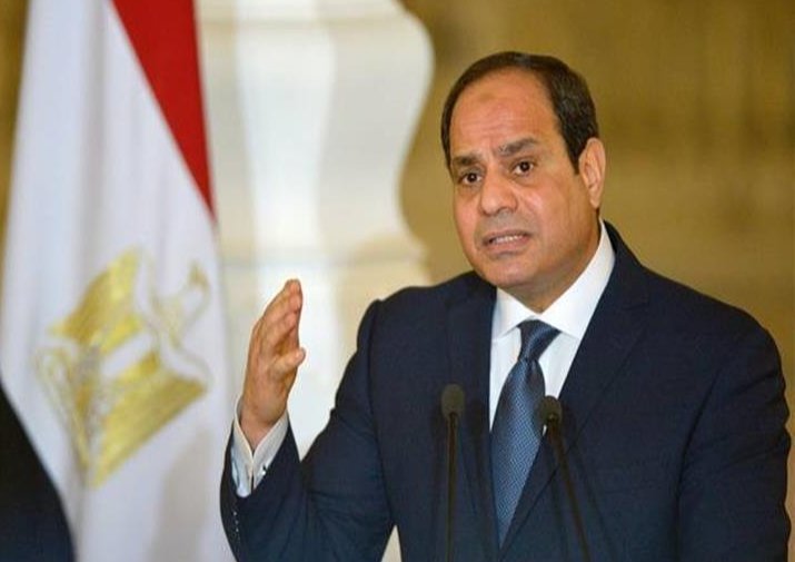 الرئيس السيسي خلال ترؤسه اجتماعاً موسعاً بالقيادة الاستراتيجية: ​«وعي المصريين وتلاحم مؤسساتهم حائط الصد المنيع أمام محاولات الإضرار بالدولة»