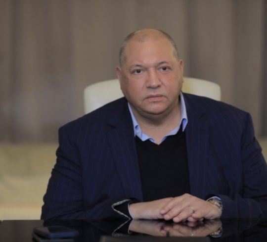 الموبايلات هتغلى تاني؟.. رئيس شعبة المحمول يكشف مفاجأة عن الأسعار