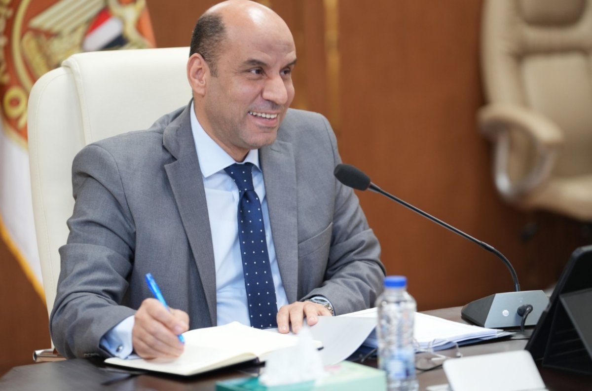 وزارة العمل تعلن عن  10 وظائف بالقاهرة برواتب تصل إلى 16 ألف جنيه.. التخصصات وشروط التقديم