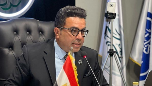 باسل عادل يطالب وزير التعليم بمراجعة قرارات التعليم الدولي: مستقبل الطلاب ليس مجالًا للقرارات المنفردة