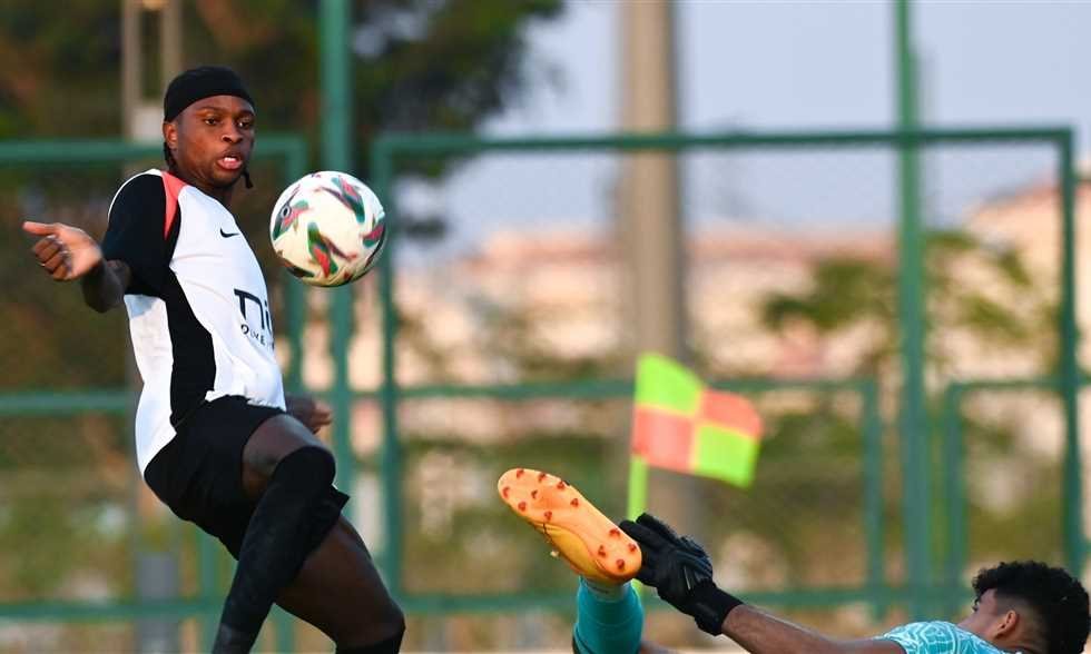 أزمة داخل الزمالك بسبب شيكو بانزا بعد رحلة رواندا.. وعقوبة مالية على اللاعب