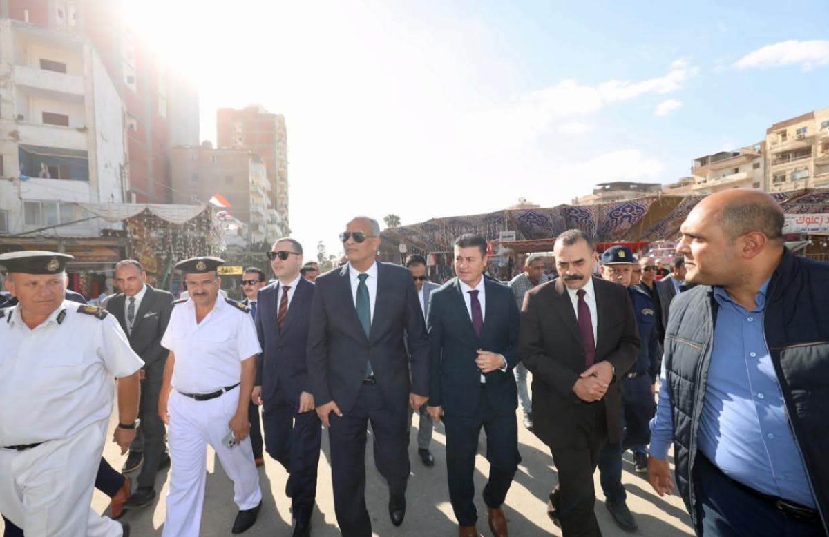 محافظ كفرالشيخ يتفقد احتفالات مولد سيدي إبراهيم الدسوقي.. ويؤكد تنشيط السياحة الدينية وتعزيز مكانة «دسوق» السياحية