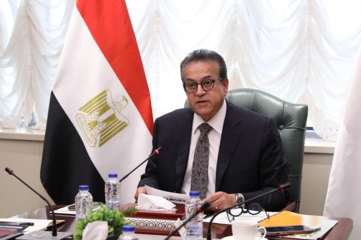 وزير الصحة: مصر تتحرك مع أفريقيا ومنظمة الصحة العالمية لاحتواء تفشي إيبولا