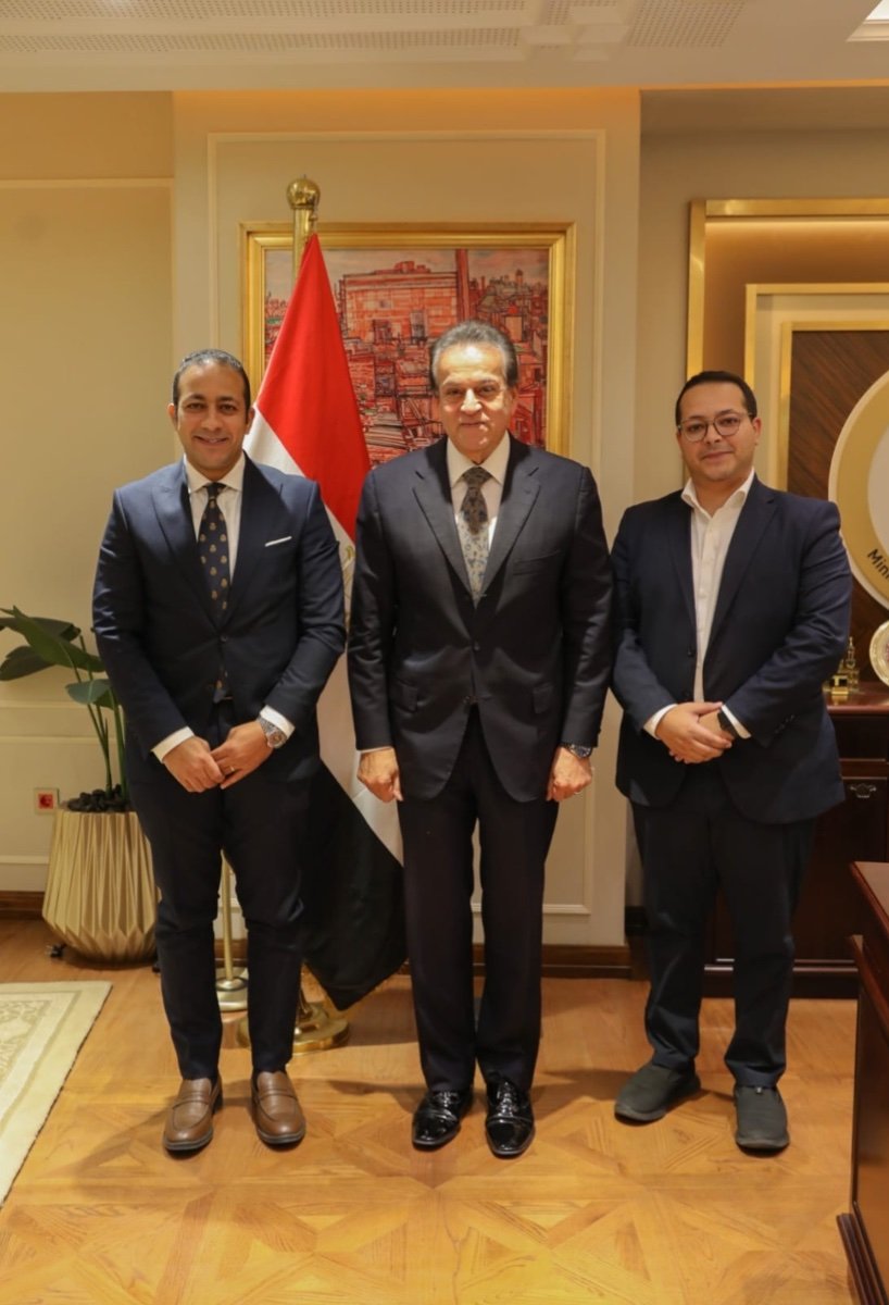 وزير الصحة يخطط لتوطين صناعة أجهزة السونار في مصر والتصدير لأفريقيا