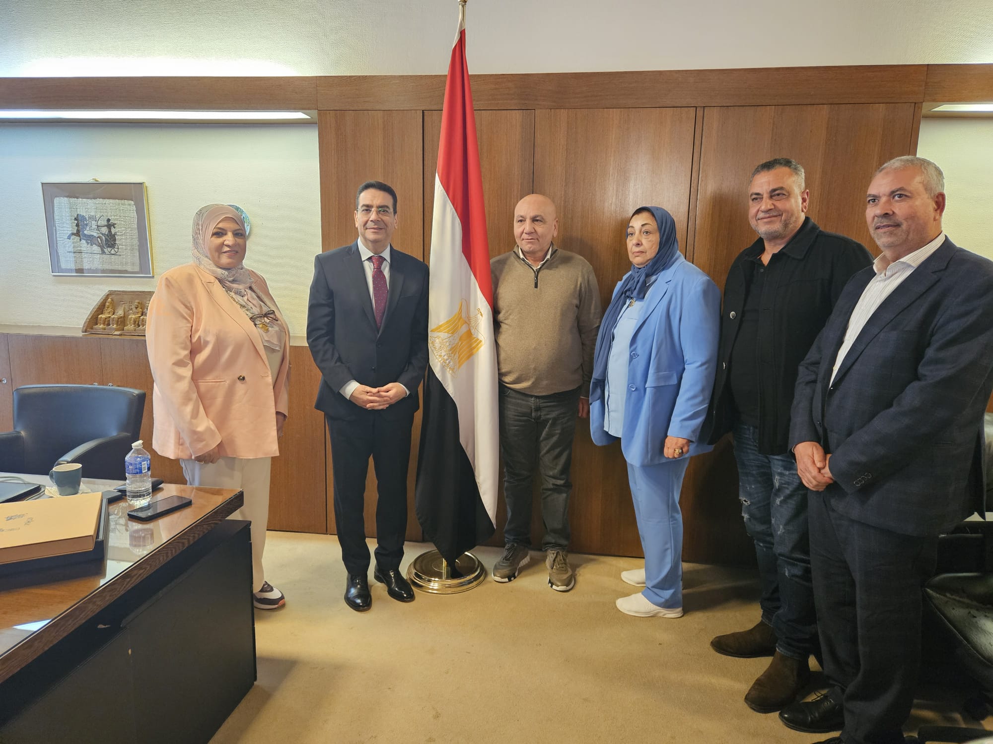 أبناء الجالية المصرية في هولندا يواصلون التصويت في انتخابات مجلس النواب 2025