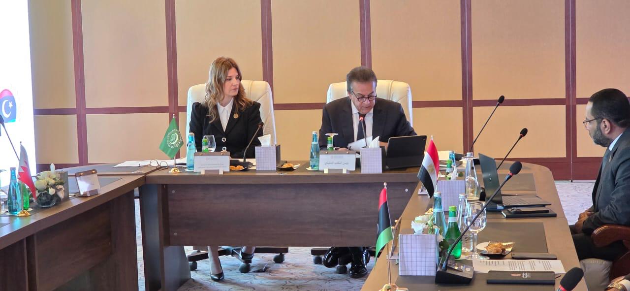وزير الصحة يترأس المكتب التنفيذي لمجلس وزراء الصحة العرب ويطرح رؤية عربية موحدة للصحة