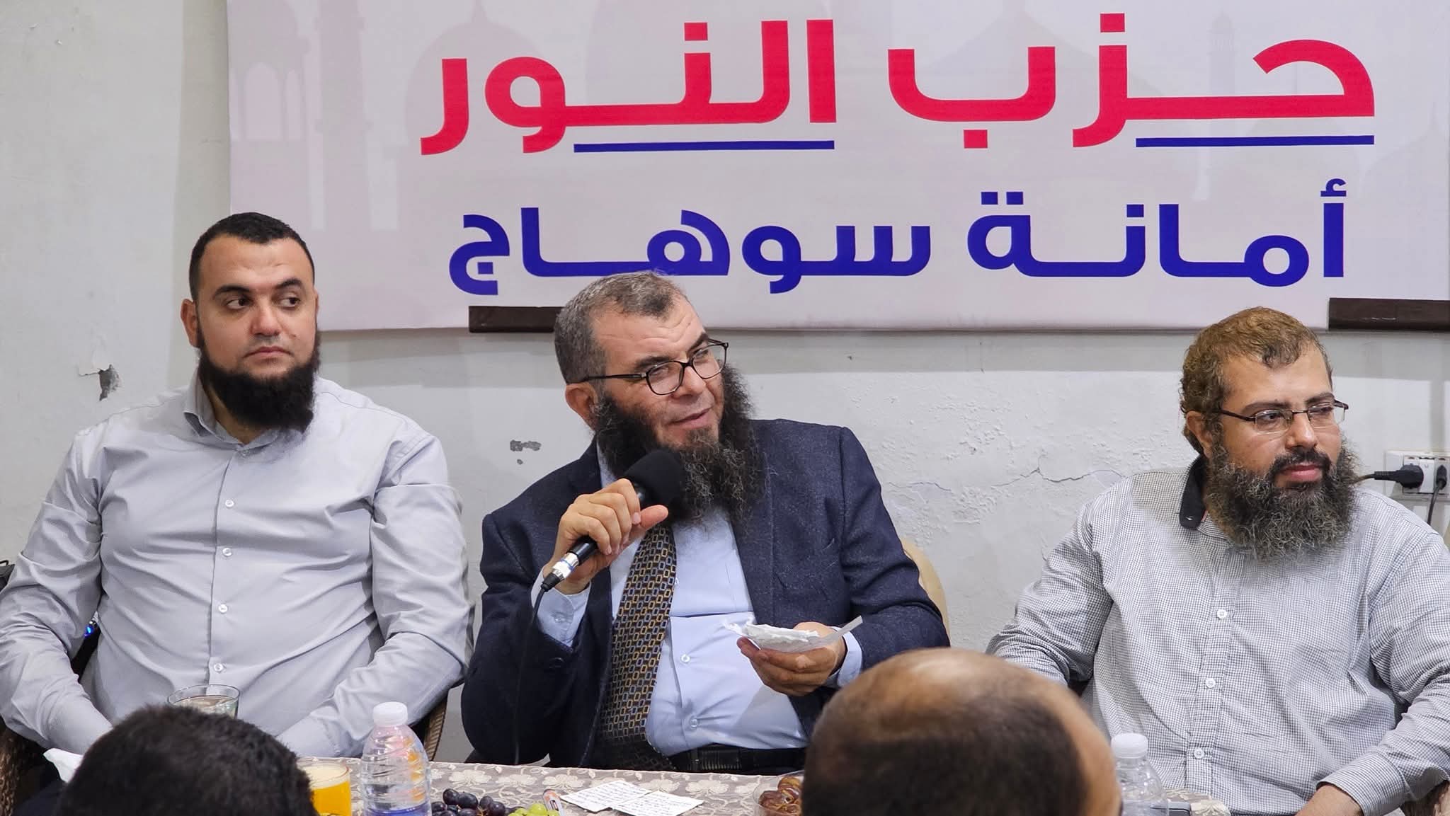 رئيس حزب النور يلتقي بهيئات مكاتب الحزب وكوادر محافظة سوهاج ضمن جولاته الميدانية بالمحافظات