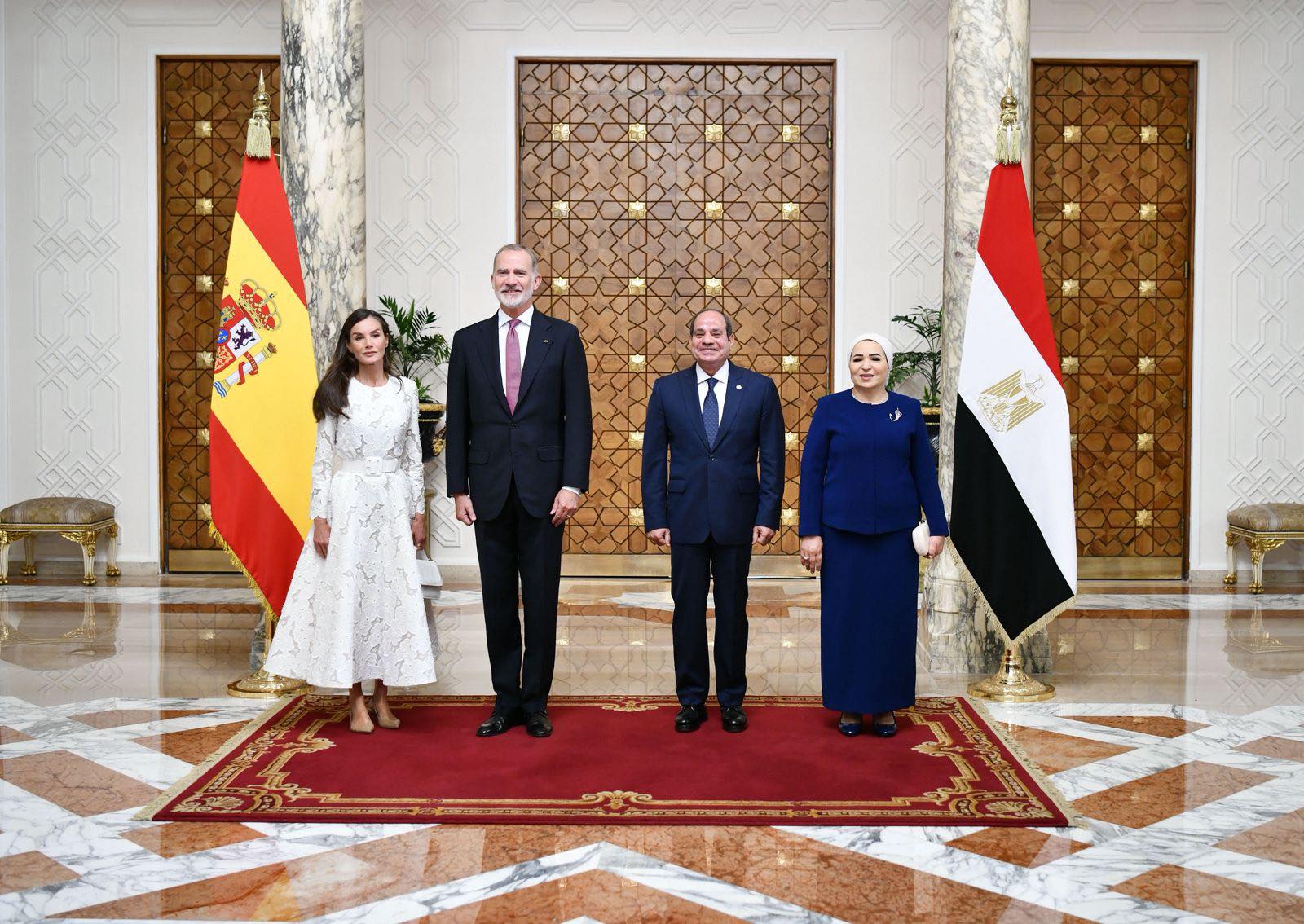 السيسي يستقبل ملك إسبانيا في أول زيارة دولة إلى مصر