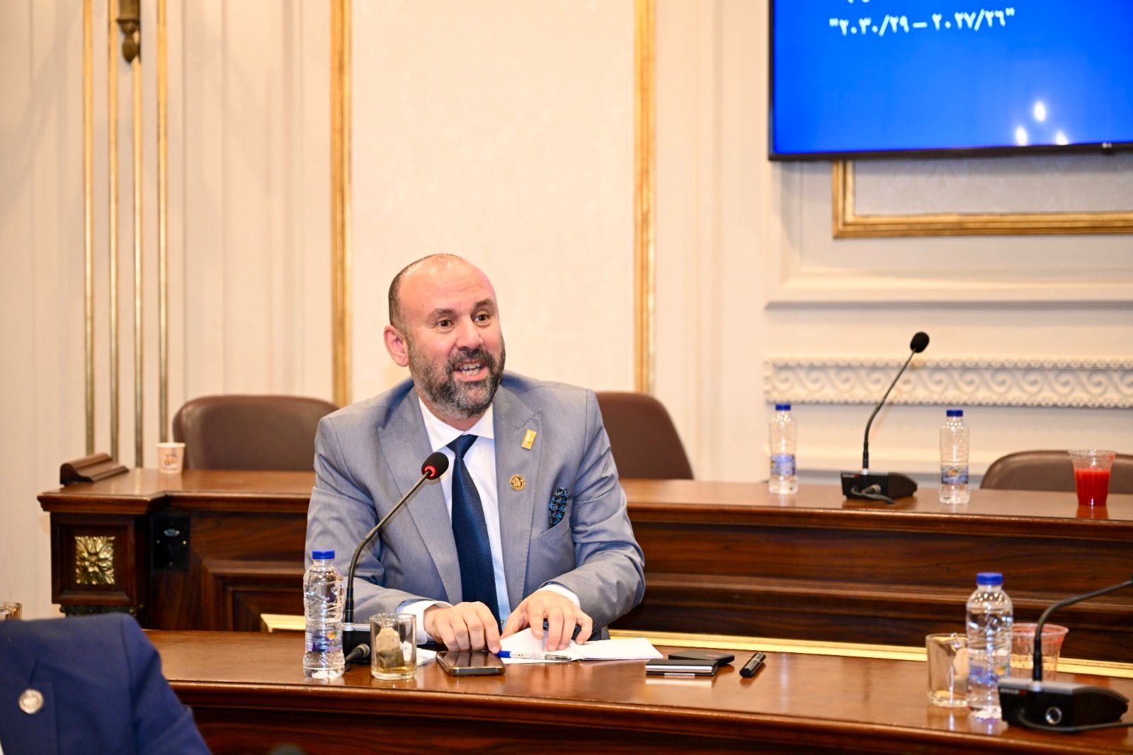الأحد.. مجلس الشيوخ يناقش اقتراح للنائب باسم كامل لتزويد محطات مترو الخط الأول بسلالم كهربائية
