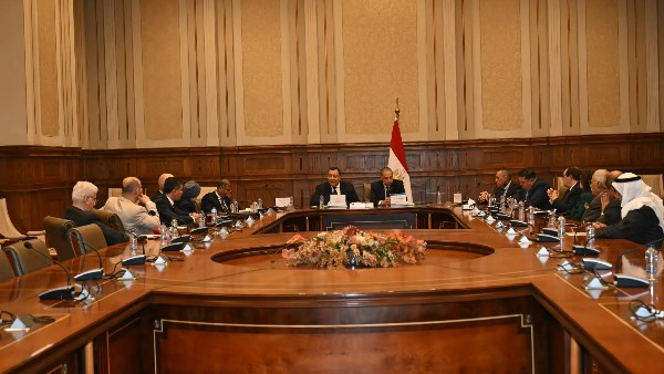 مصر تقف بقوة مع دول الخليج وتطبق مبدأ مسافة  السكة