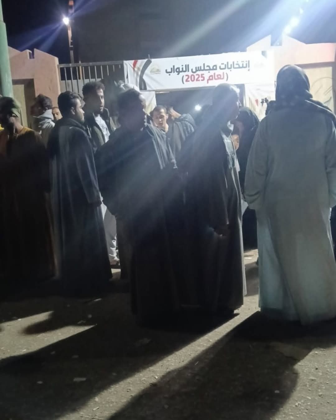 اقبال كثيف من الناخبين بمركز العياط في آخر ساعات تصويت اليوم الثاني بمحافظة الجيزة