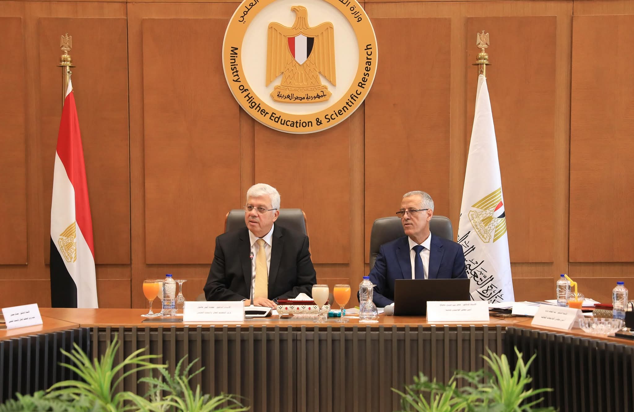192 برنامجًا جديدًا بالجامعات الأهلية.. والتعليم العالي يتوسع في المنح للطلاب المتفوقين غير القادرين