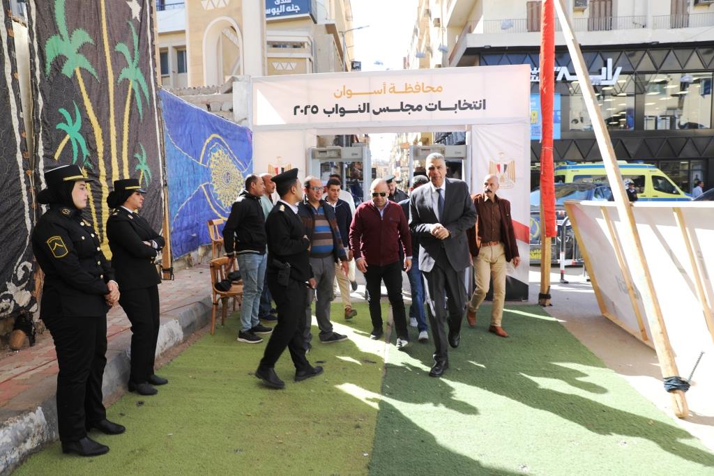 هدوء وانتظام فى جوله الاعاده بمحافظه اسوان بالدوائر الملغاه