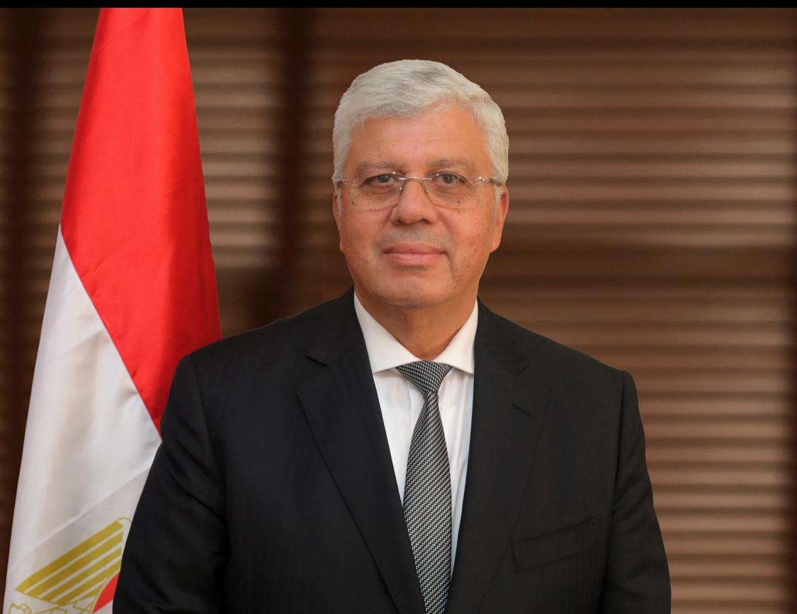 وزير التعليم العالي يغادر إلى سمرقند للمشاركة في  المؤتمر العام لليونسكو