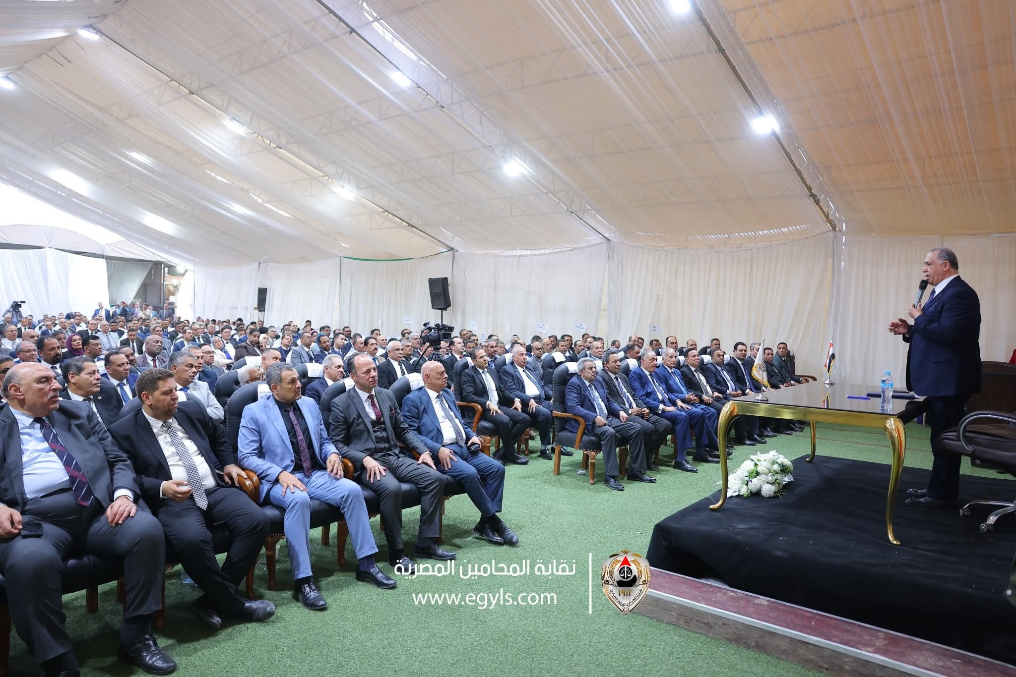 نقيب المحامين يعقد اجتماعًا موسعًا مع نقباء وأعضاء مجالس النقابات الفرعية الجديدة
