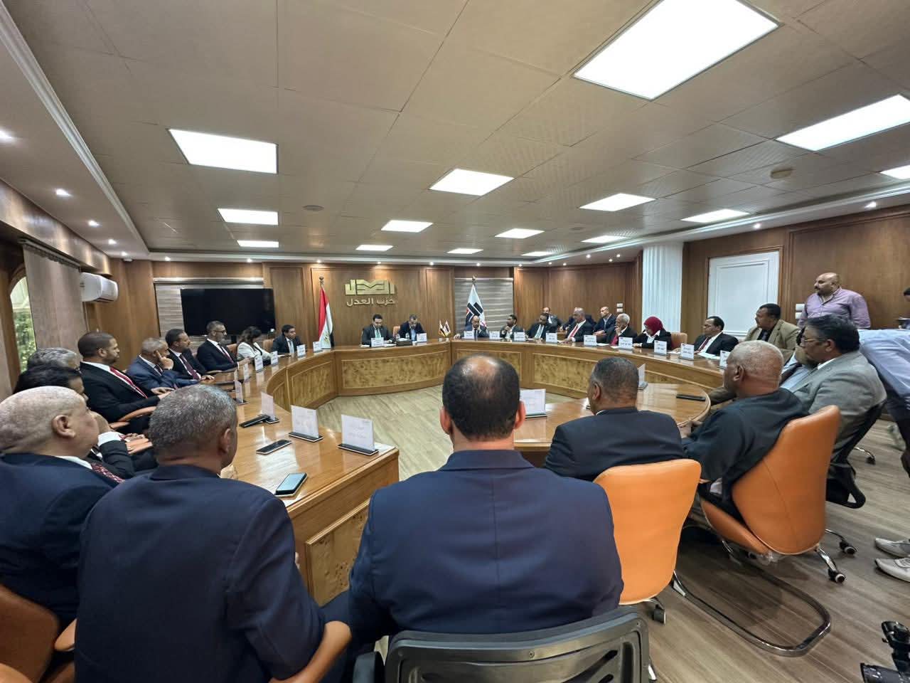 حزب العدل يطلق حملته لانتخابات الشيوخ بـ24 مرشحًا ويستعرض خارطة الطريق للفوز