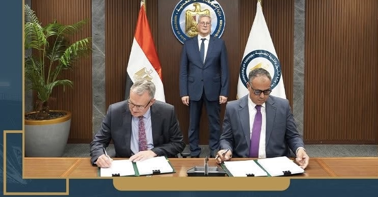 اتفاقية جديدة.. 4 آبار جديدة بمشروع استكشاف البترول بخليج  السويس باستثمارات 30 مليون دولار
