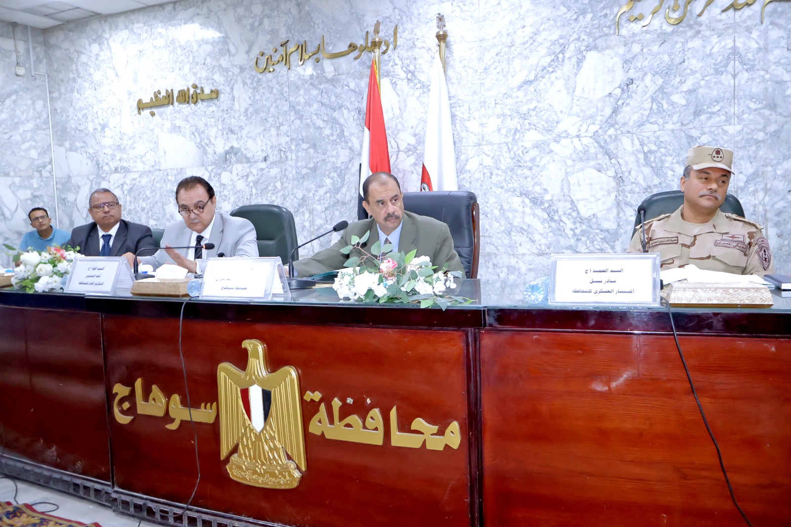 محافظ سوهاج يحسم ملفات التصالح والإزالات ويوجه بسرعة استرداد أملاك الدولة