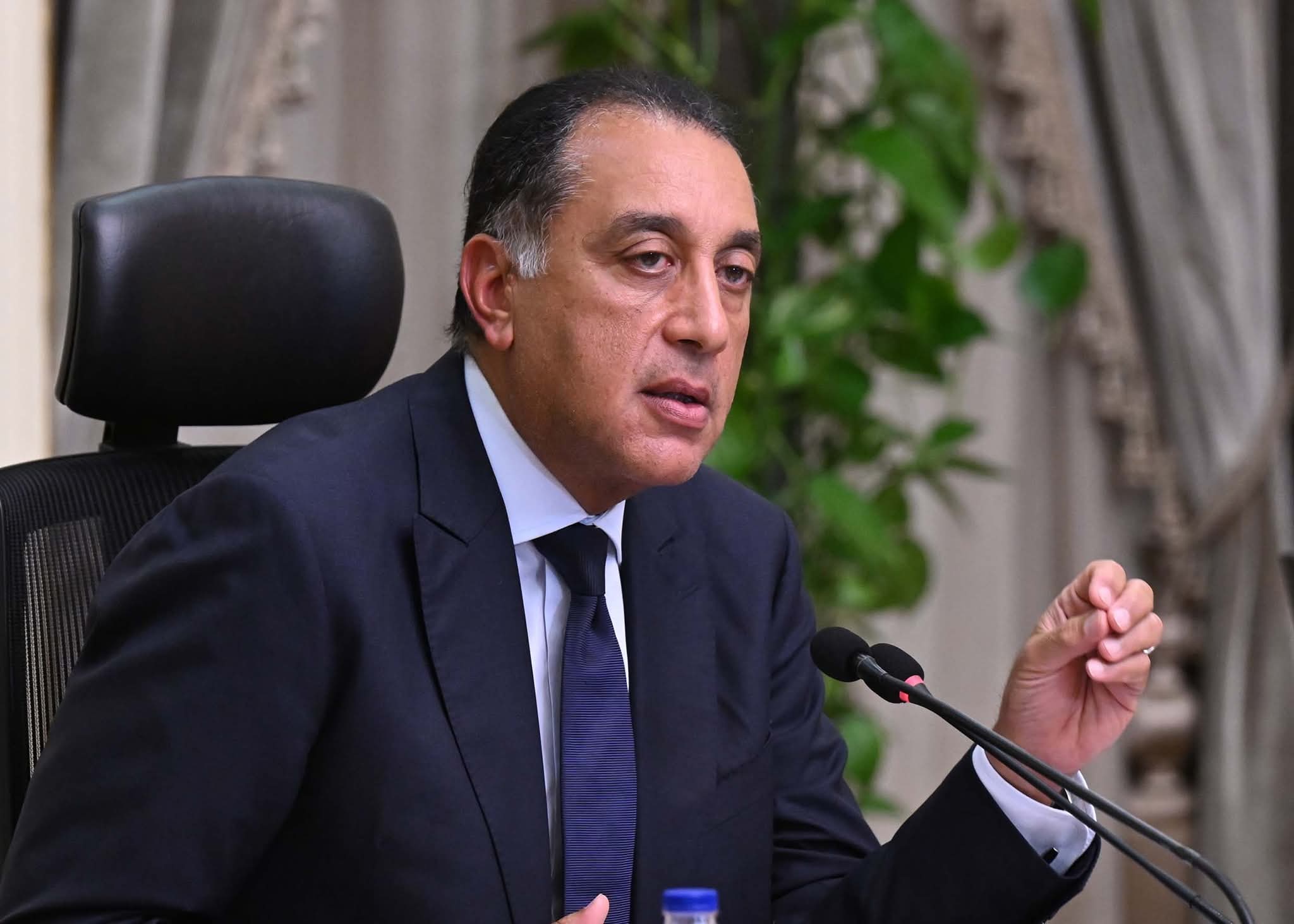 مدبولي يتابع مشروعات إحياء القاهرة التاريخية للحفاظ على الطابع الأثري والمعماري