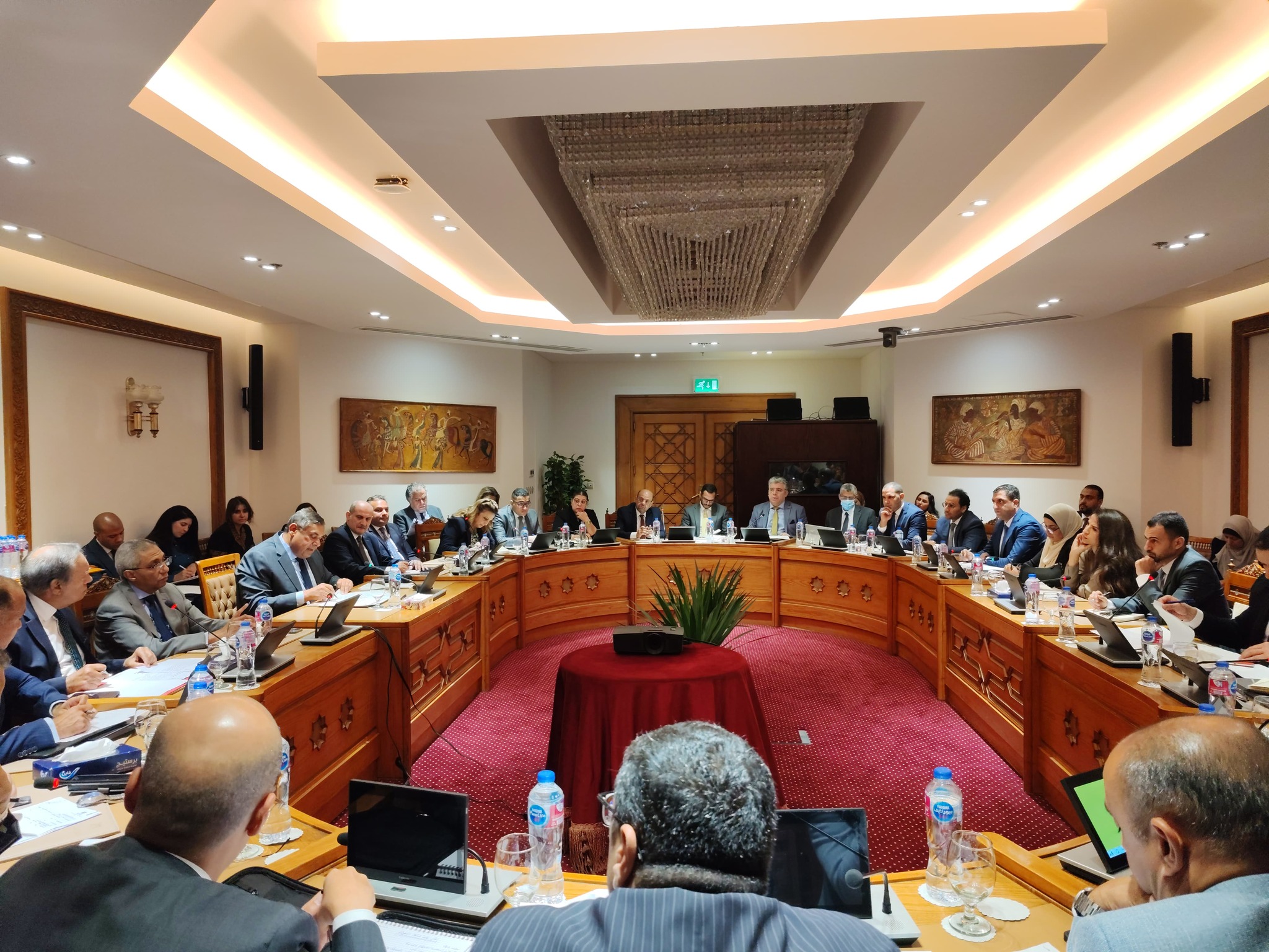 نائب وزير الخارجية يترأس اجتماع اللجنة الدائمة لمتابعة العلاقات المصرية الإفريقية