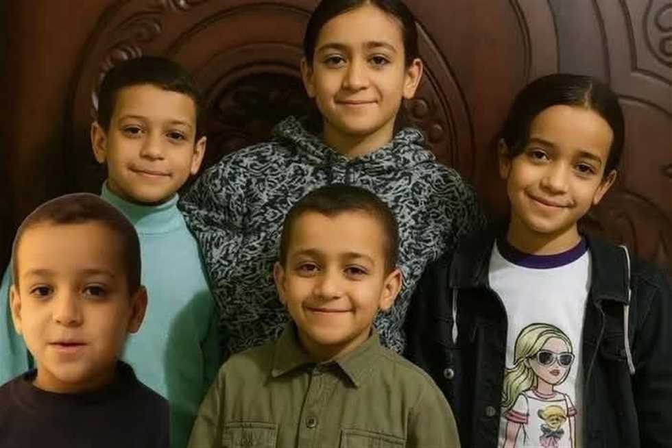 "مأساة دلجا.. وفاة الأب بعد 3 أيام من رحيل أطفاله الستة بسبب تسمم غامض في المنيا"