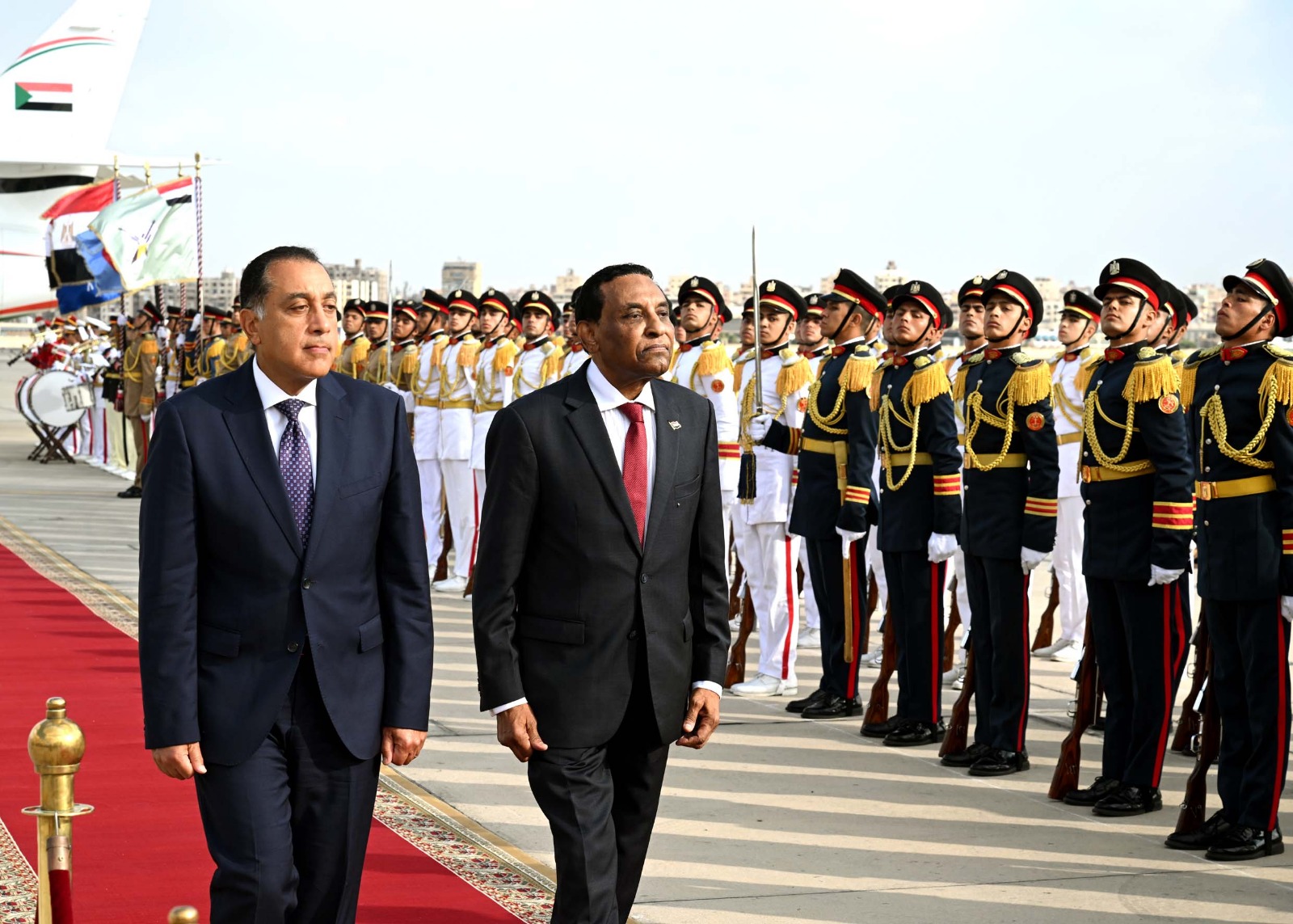 الدكتور مصطفى مدبولى رئيس مجلس  الوزراء يستقبل نظيره السودانى