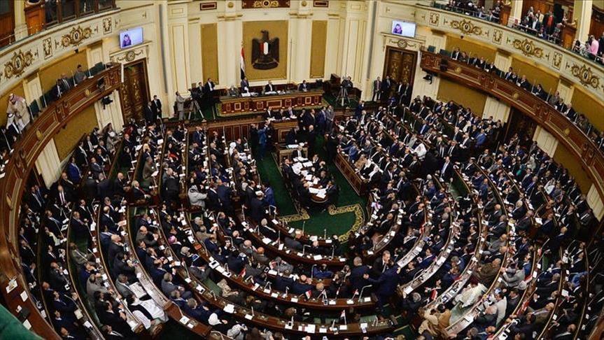 مقترح برلماني بحظر سير سيارات النقل الثقيل صباحًا على الطرق السريعة حفاظًا على الأرواح
