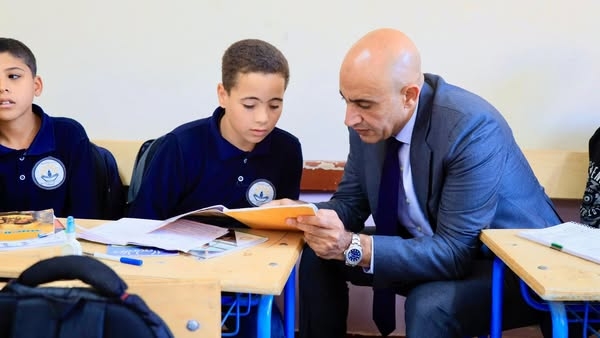 مناشدة إلى وزارة التربية والتعليم ..  شكاوى أولياء الأمور من تراجع المستوى التعليمي وارتفاع المصروفات دون مبرر