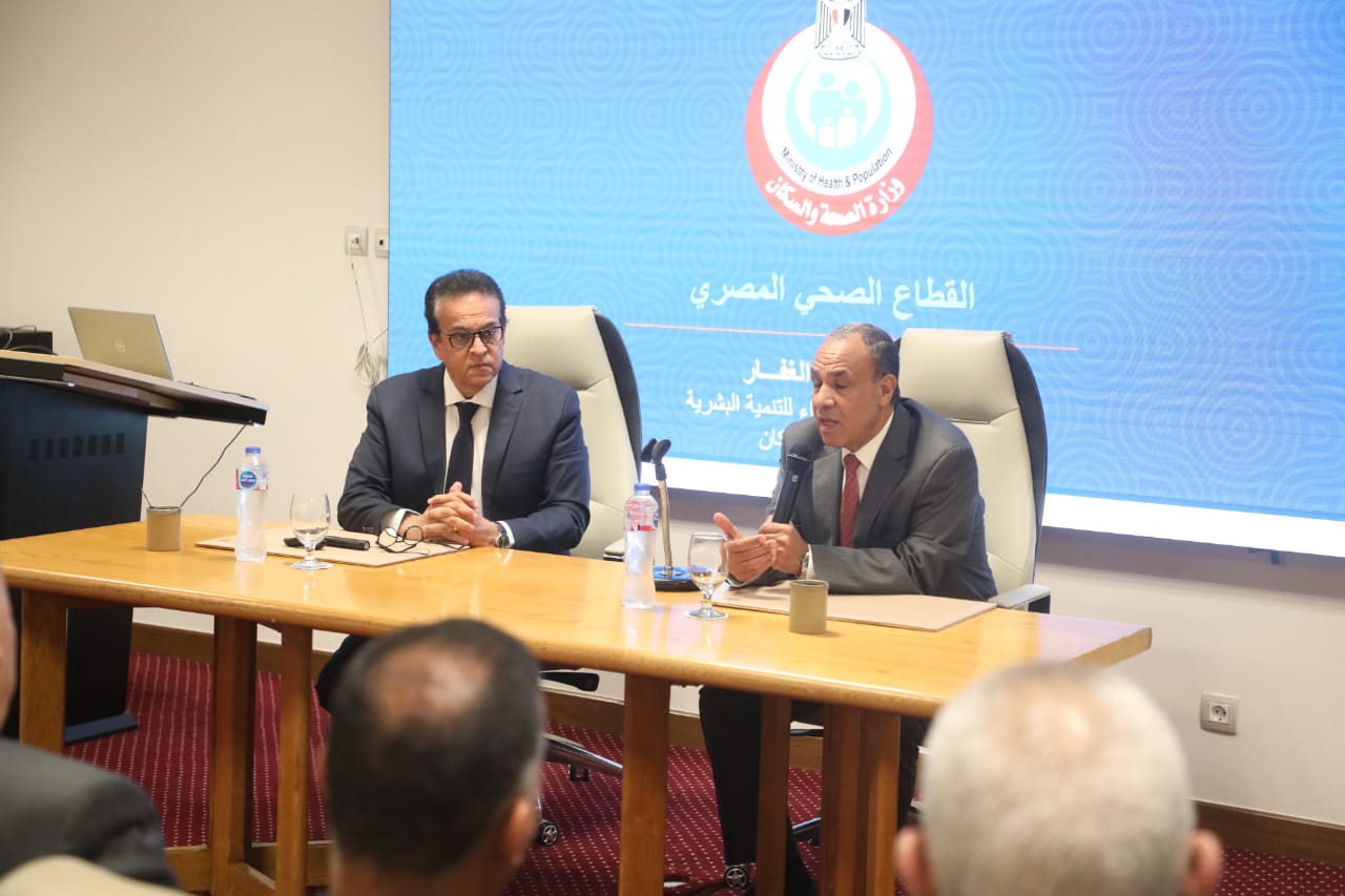نائب رئيس الوزراء ووزير الخارجية يجتمعان مع السفراء المرشحين لتمثيل مصر بعدد من الدول