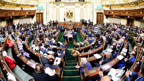 البرلمان يرحب بخفض الفائدة: دفعة للاستثمار وتخفيف لأعباء التمويل