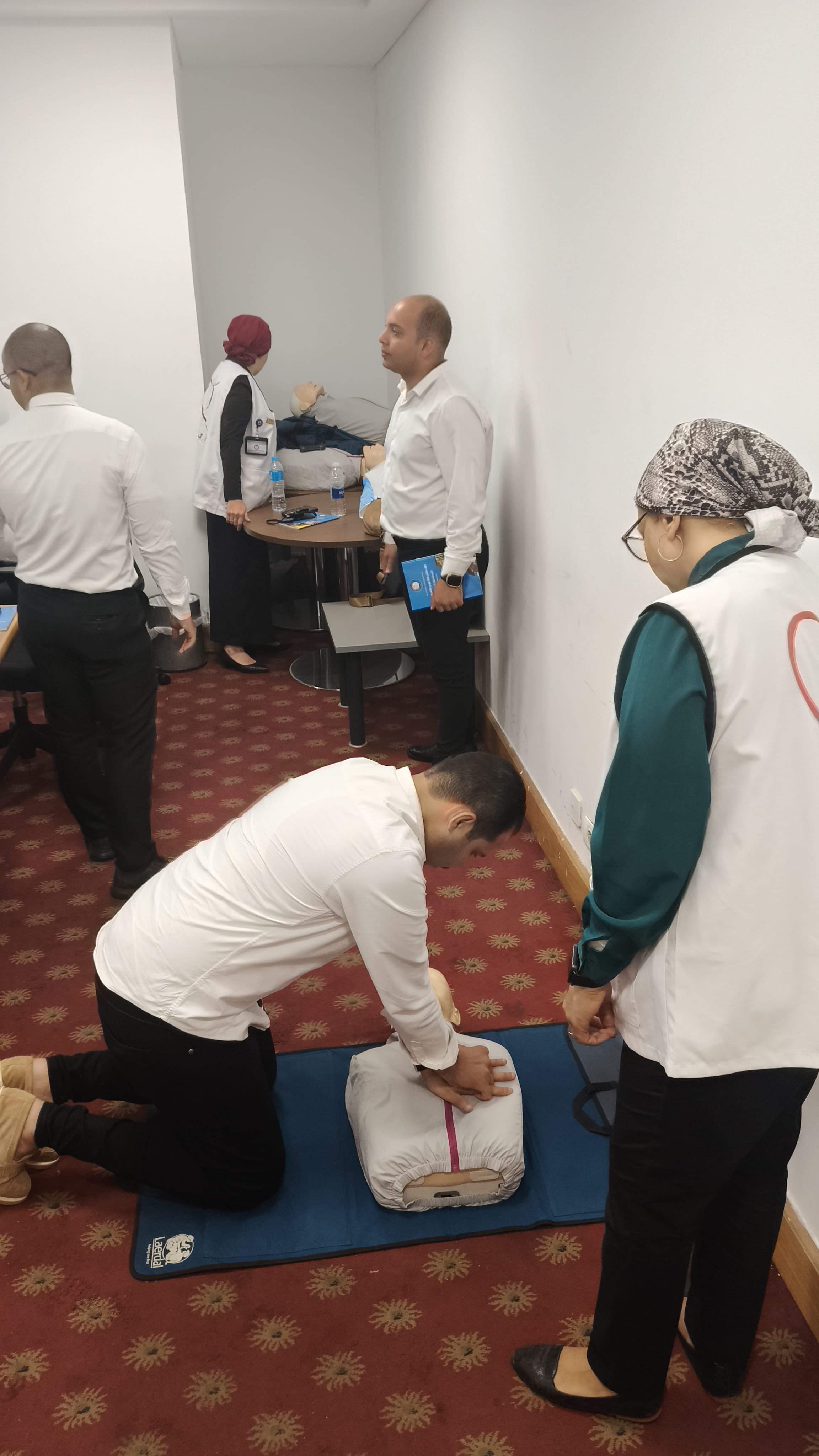 وزاره الصحة و السكان : رفع  خدمات الرعاية العاجلة في بيئات العمل