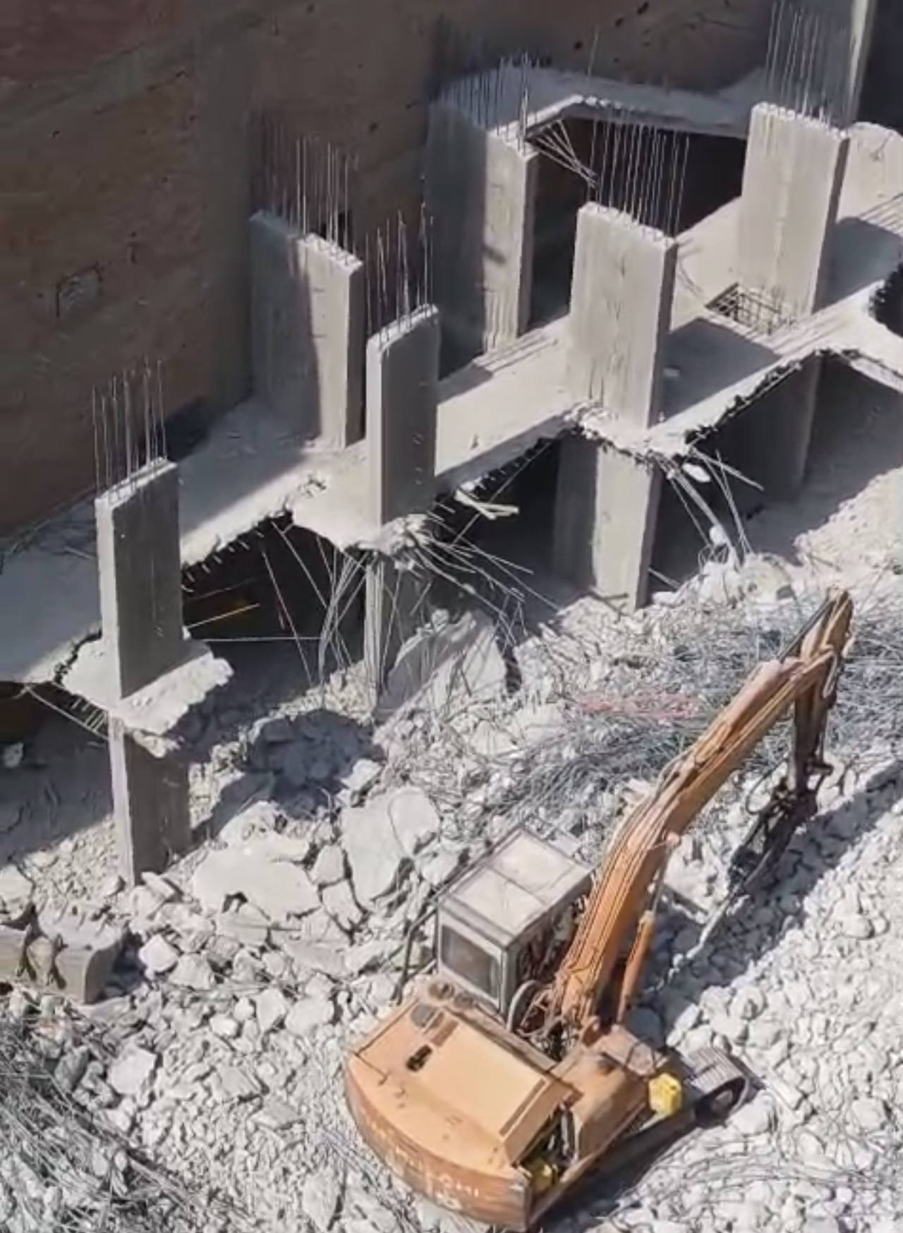 الجيزة تُكمل إزالة مخالفات البناء في الهرم بإجراءات صارمة لمنع الترميم