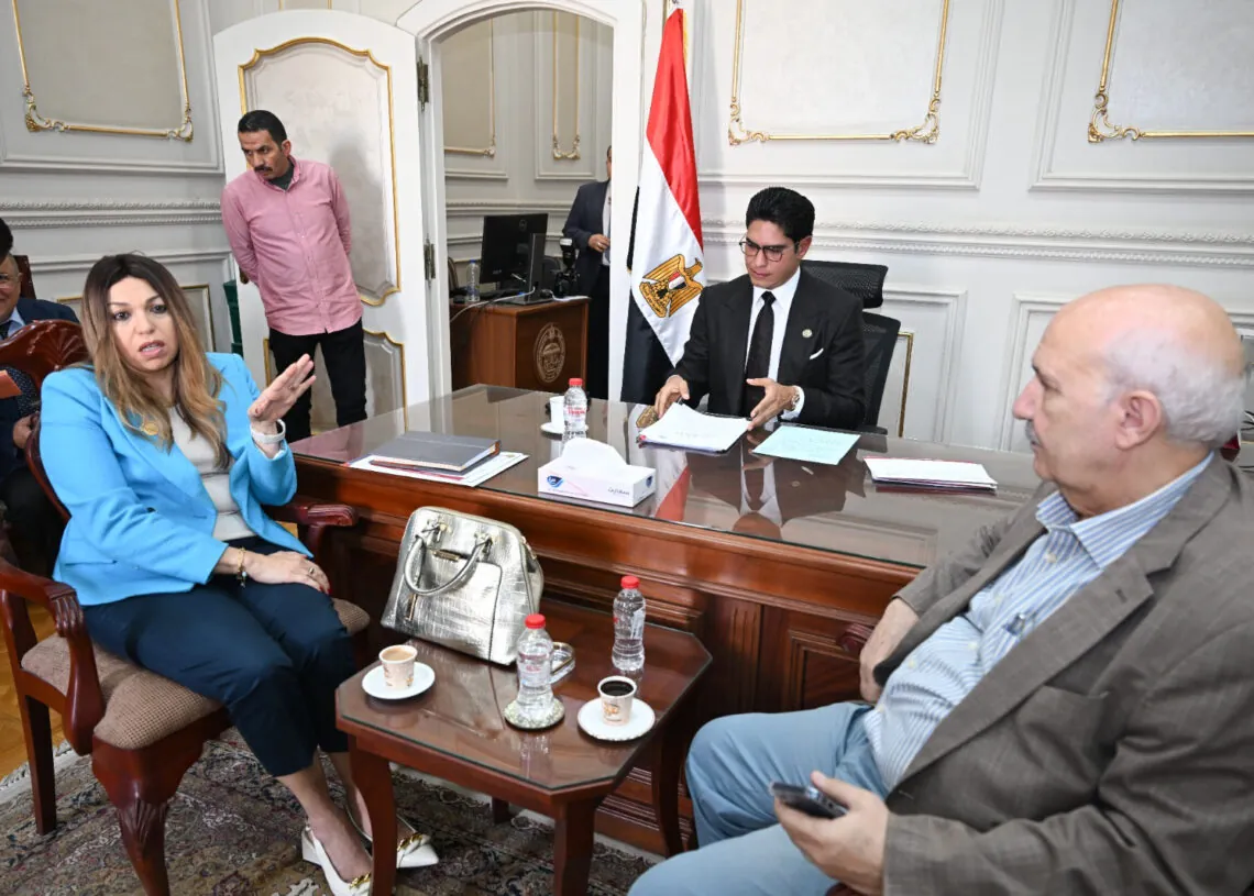 برئاسة أبو هشيمة.. اقتصادية الشيوخ تناقش قانون الضريبة العقارية بحضور ممثلي الحكومة