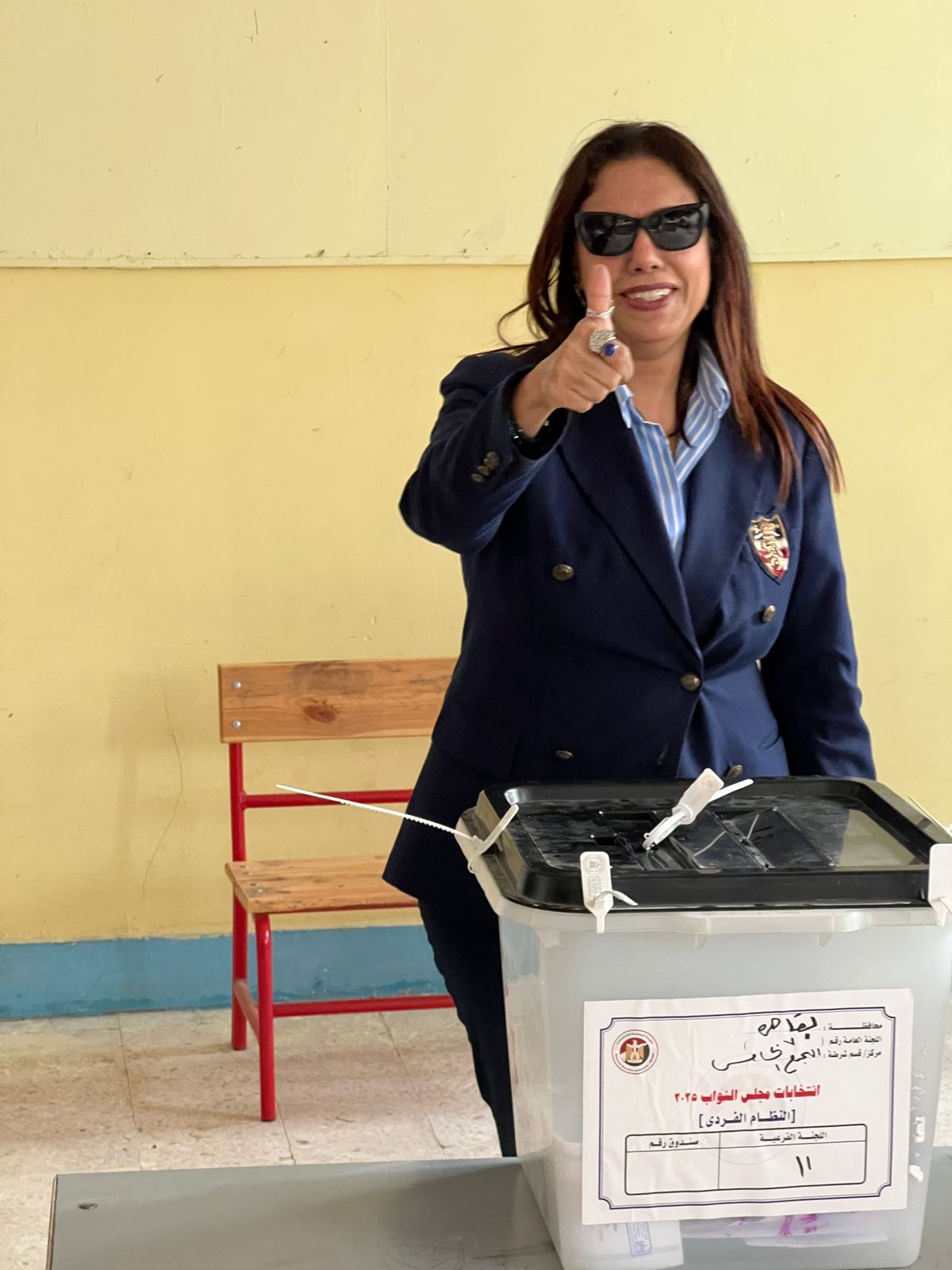 الدكتورة راندا رزق تدلي بصوتها في مدرسة فاطمة عنان
