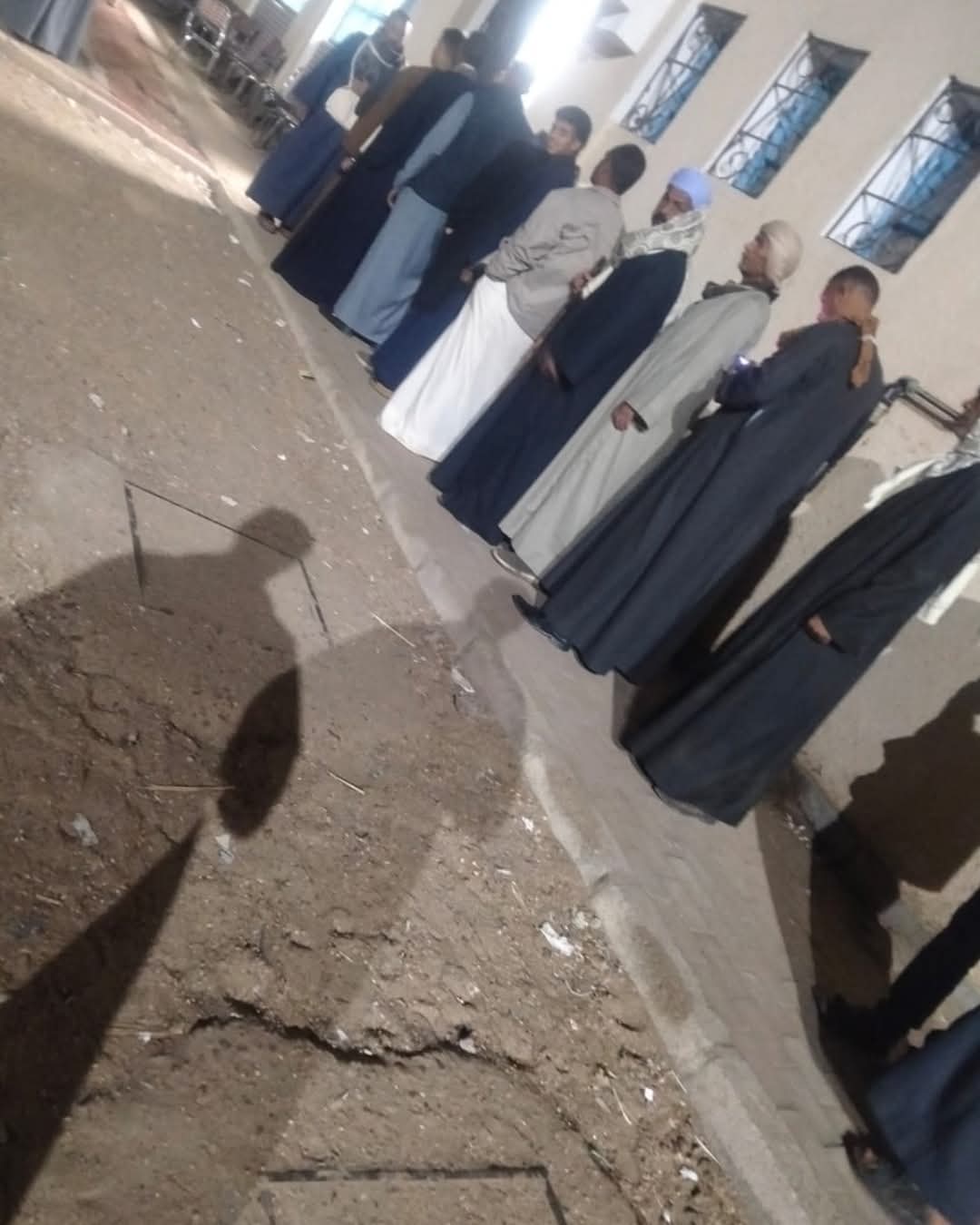 إقبال كثيف بلجان القوصية بأسيوط في انتخابات الدوائر الملغاةِ لمجلس النواب