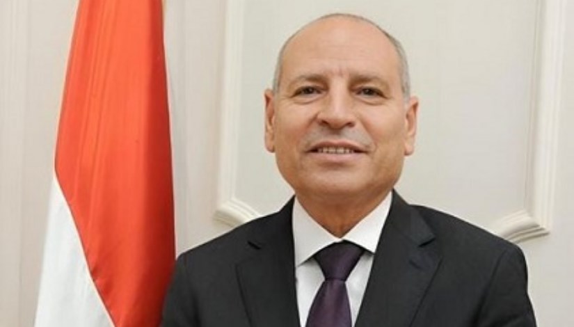 محافظ القاهرة: لا إصابات في انهيار عقار باب الشعرية.. وإخلاء احترازي للعقارين المجاورين