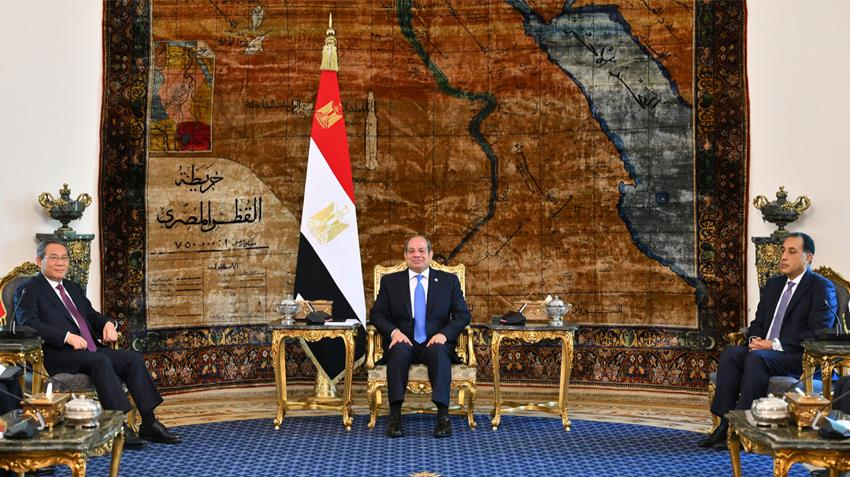 الرئيس السيسي يستقبل رئيس مجلس الدولة الصيني: تعزيز الشراكة الاستراتيجية والتنسيق الإقليمي