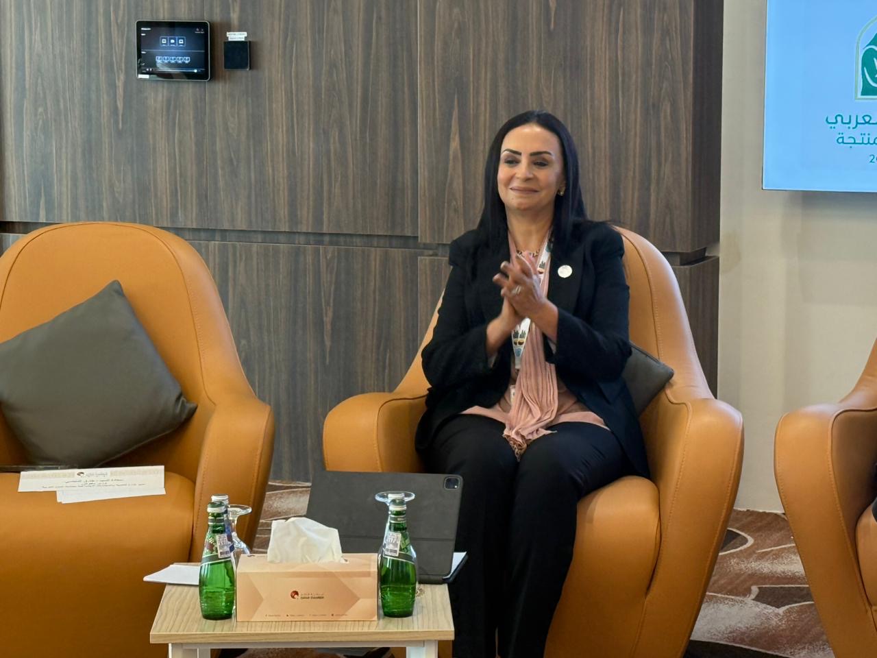 وزيرة التضامن الاجتماعي ;  صمان التعليم و العمل و الرعايه الصحيه و  الحمايه الاجتماعيه "الأشخاص ذوي الاعاقه