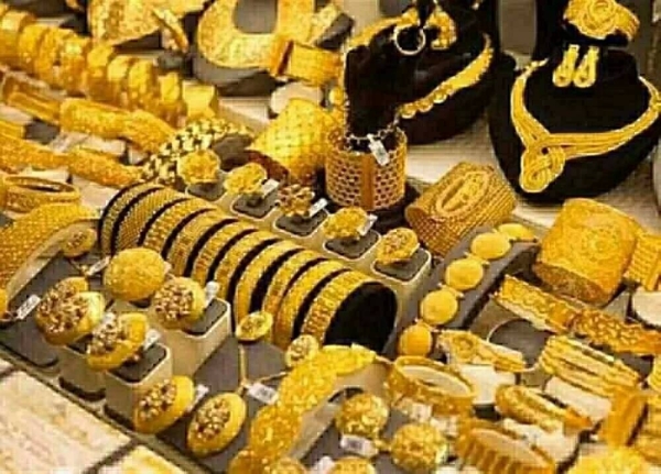 بعد قمم تاريخية… الذهب يتراجع في الصاغة وعيار 21 يفقد 15 جنيهًا مع هدوء عالمي